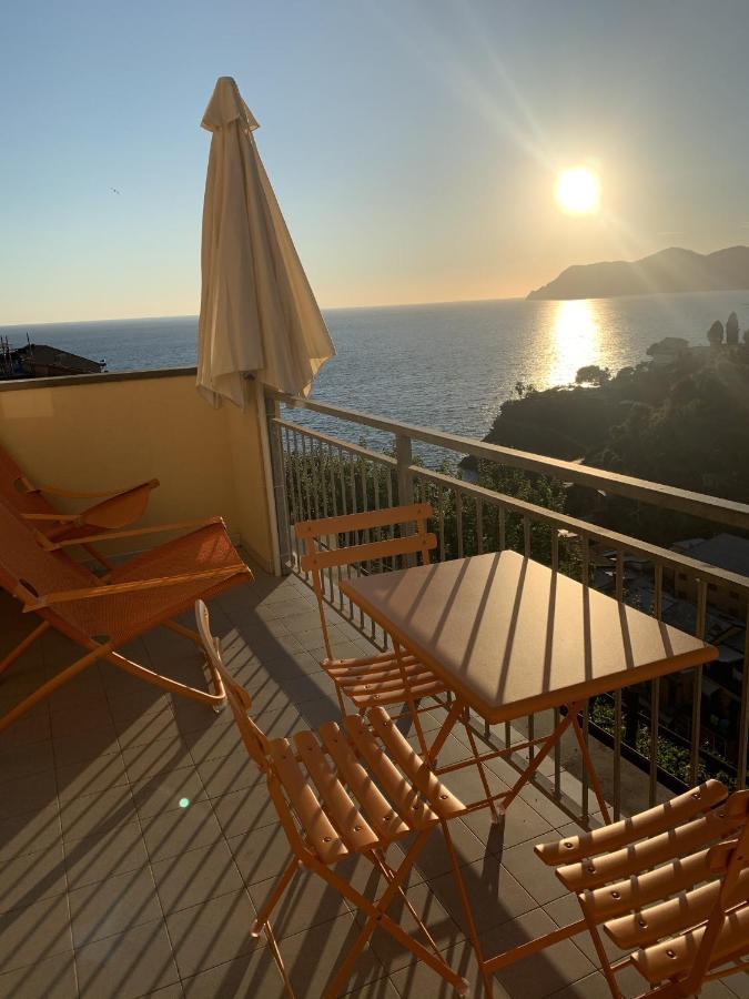 Orizzonti Apartments Manarola Esterno foto