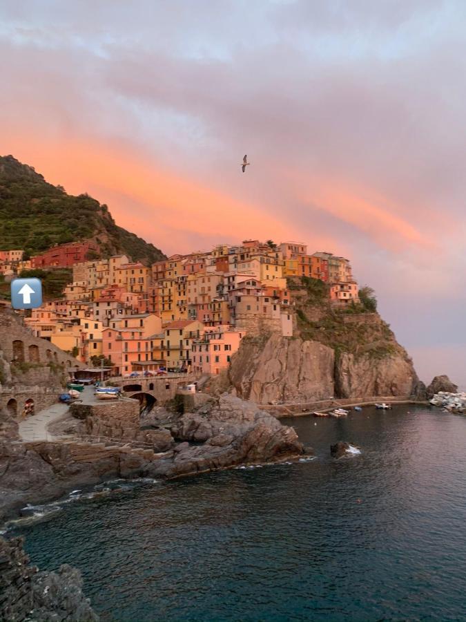 Orizzonti Apartments Manarola Esterno foto