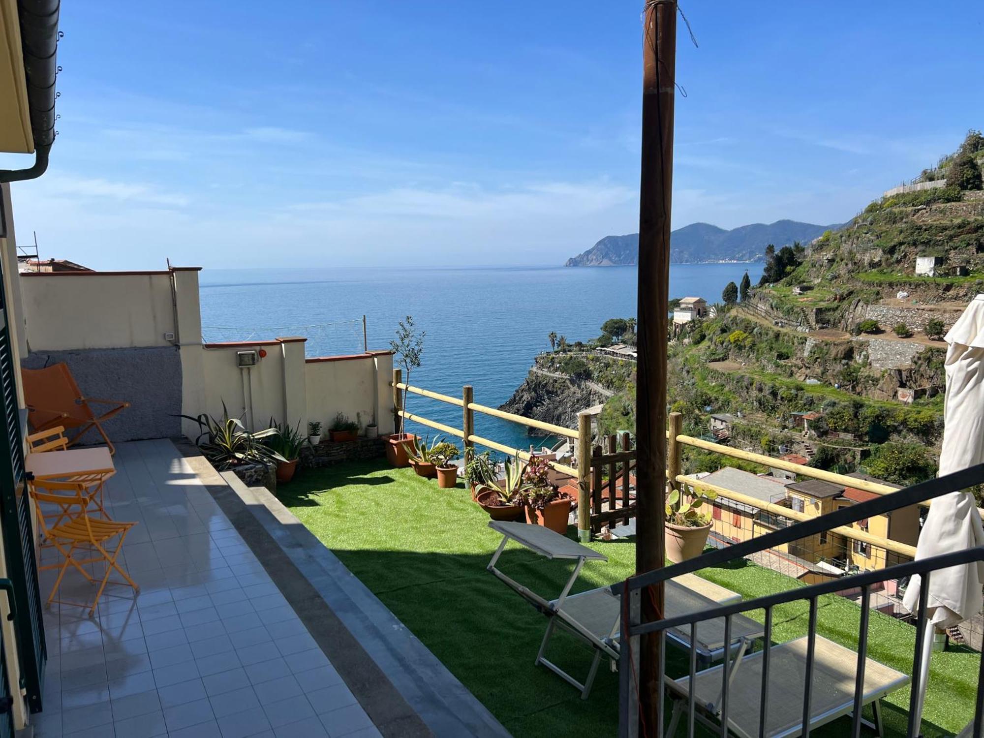 Orizzonti Apartments Manarola Esterno foto